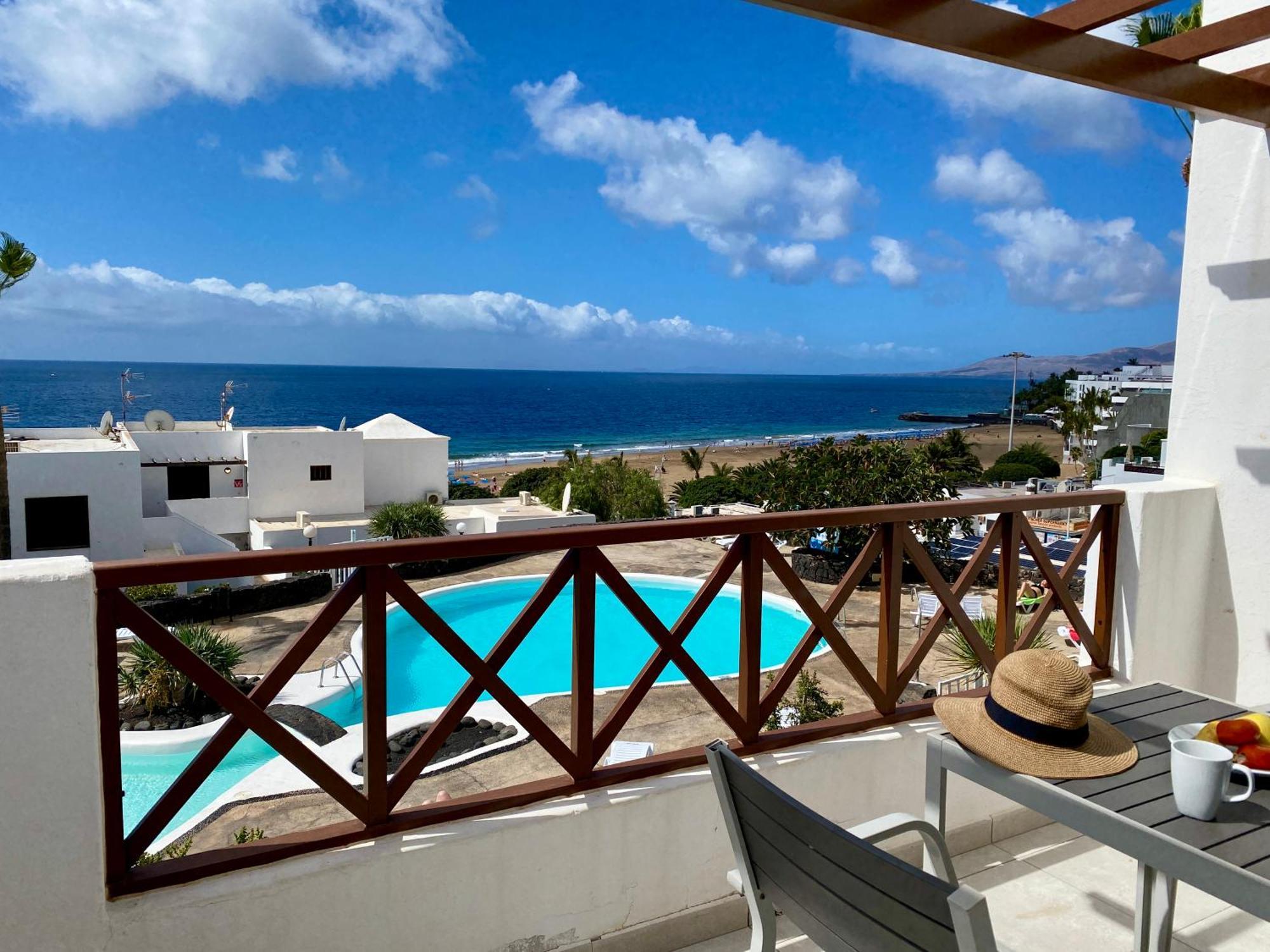 Beachfront Tabaibas Apartment *